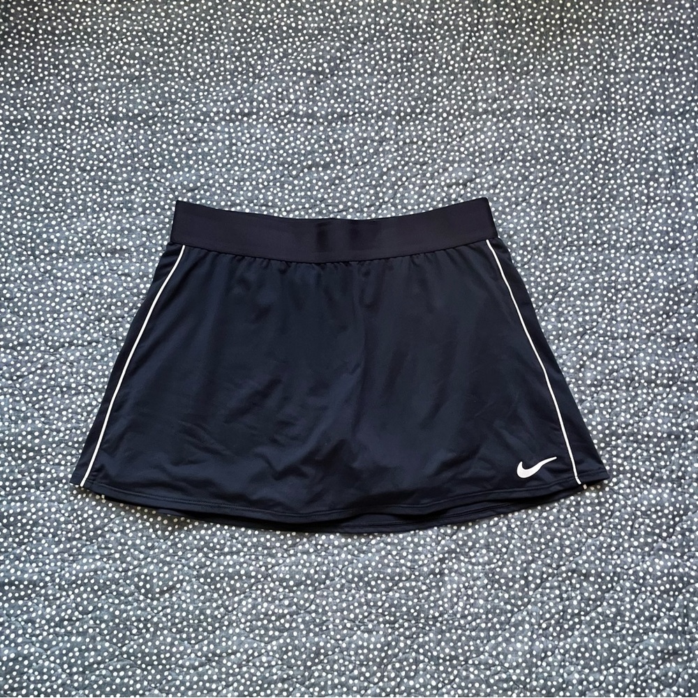 Nike mini tennis workout skirt